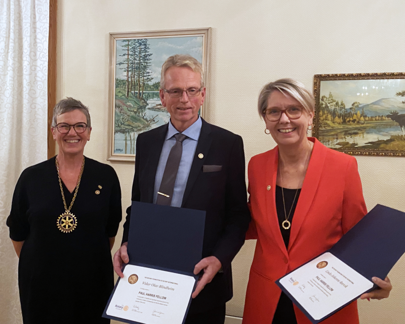 Paul Harris Fellow til Vidar og Linda