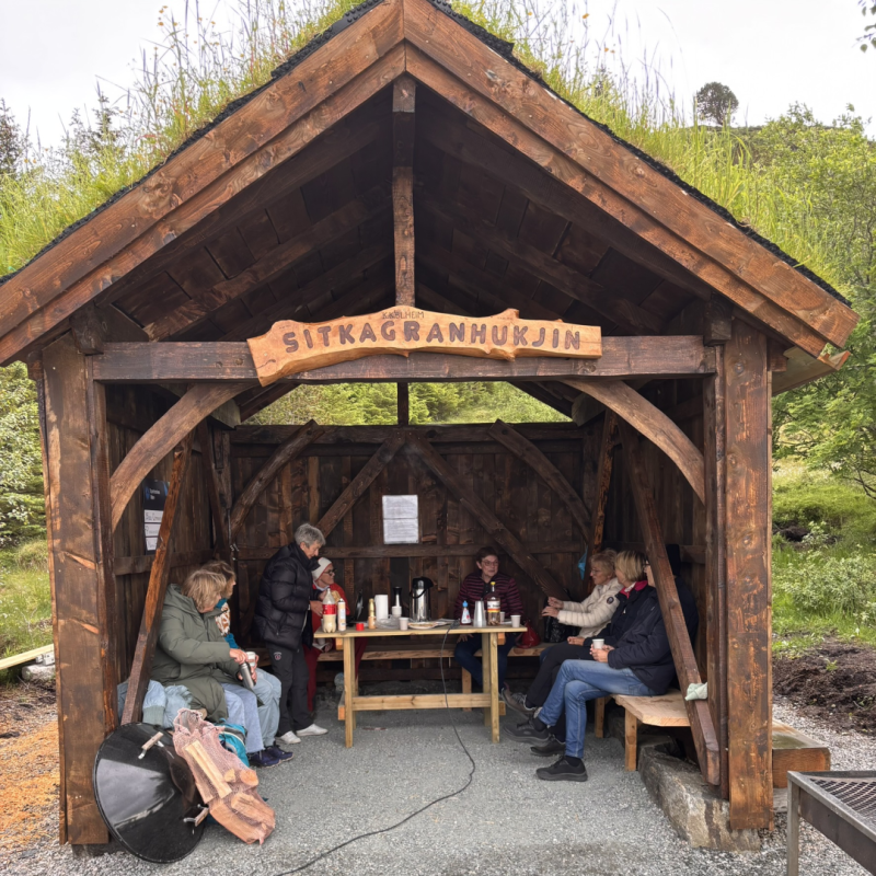 Sommarmøte i "Sitkagranhukjin"